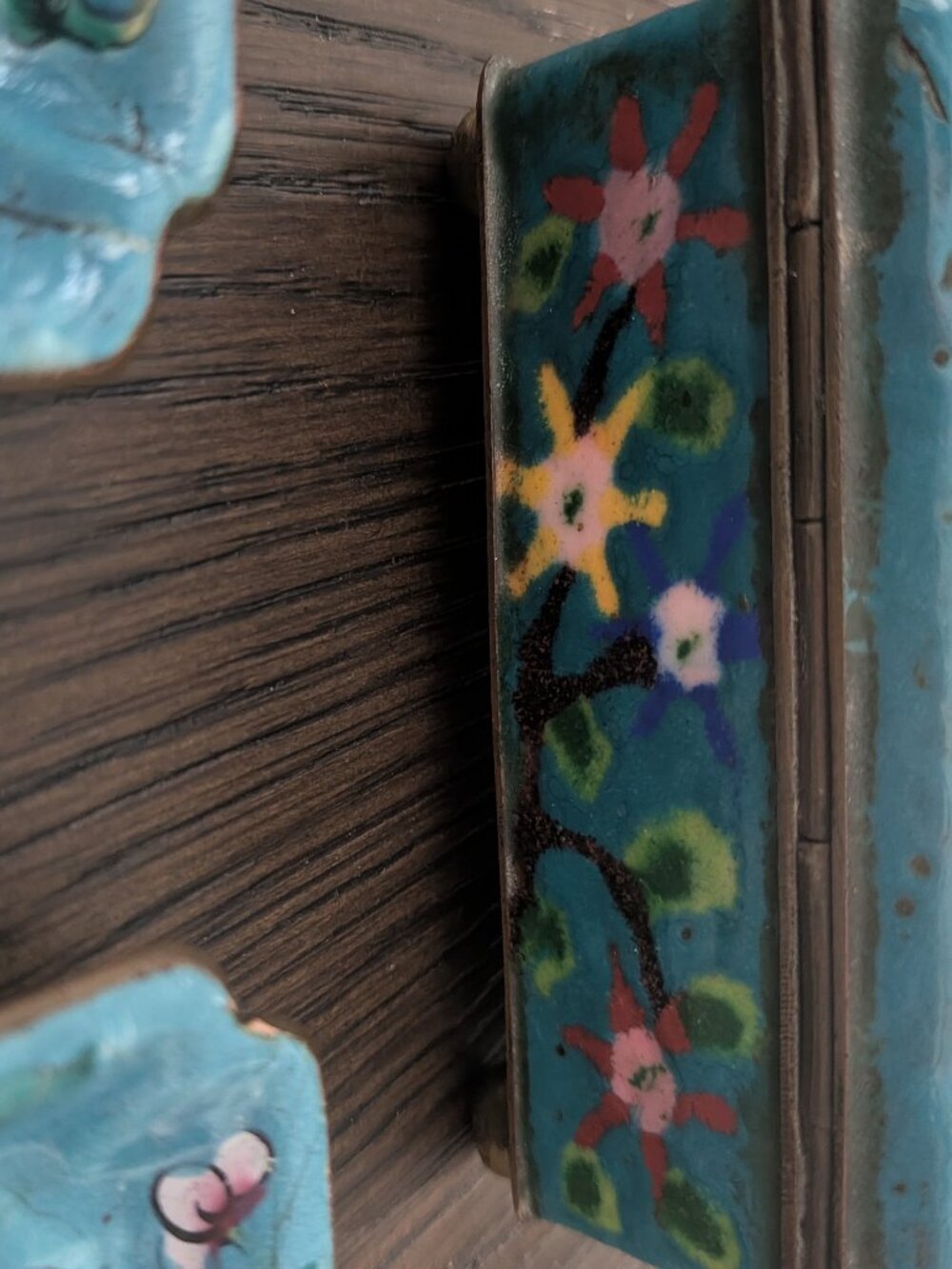 ANTIQ Chinese Canton Enamel Peony Trinket Box & Catchall Tray Set Boho Decor 3pc - Picture 12 of 16